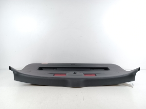 Volkswagen Touareg II (2010–2018) Trunk lid trim panel 7P6867601 - 5