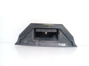 Volkswagen Touareg II (2010–2018) Sonstiges Teil der Heckklappe 7P6827520C - 2