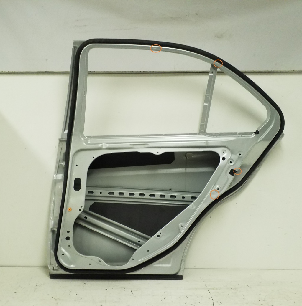 MERCEDES-BENZ C-Class W204/S204/C204 (2004-2015) Right Side Sliding Door A2047320210 24999179