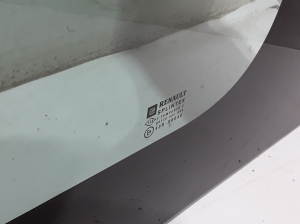 NISSAN Primastar X83 (2001–2014) Seitenscheibe hinten (Karosserie) 8200672914 - 3