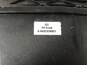 Mercedes Benz GLS 166 (2015–2019) Luftfiltergehäuse A6420904801 - 3