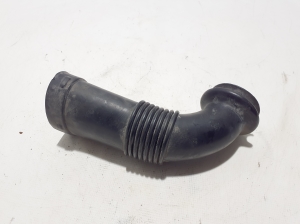  Air intake hose 