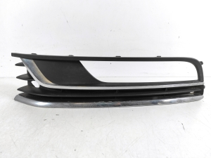 Front bumper fog lamp cover - 3AA853665