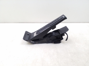 BMW 3 SERIES G20 (2018–2026) Gaasipedaal 6889820 - 2