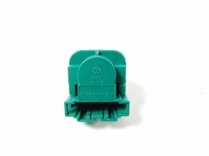 Volkswagen Transporter T5 (2003–2015) Bremslichtschalter 1C0945511A - 2