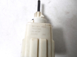 Volkswagen Transporter T5 (2003–2015) Clutch pedal switch 8E0927189B - 2