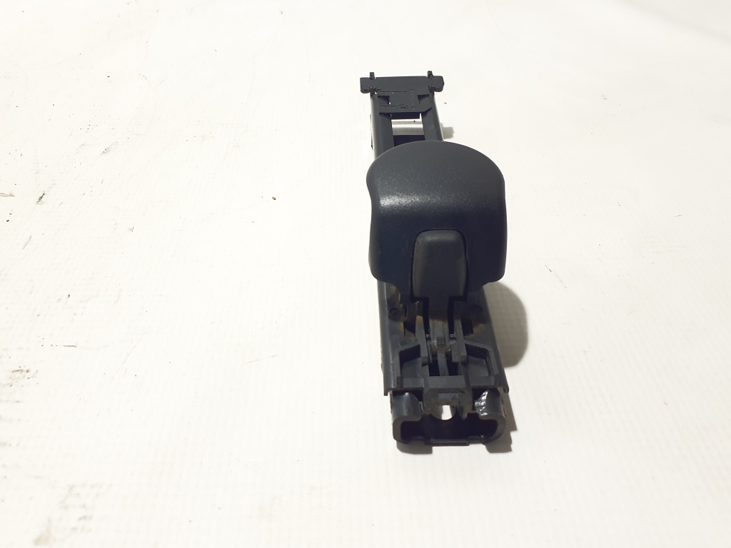 MERCEDES-BENZ Vito W639 (2003-2015) Front Right Seat Belt Height Adjuster A6398600188 22606595