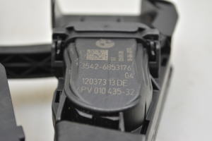 BMW 1 SERIES F21 (2011–2017) Accelerator pedal 6853176 - 2