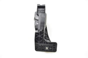 BMW 1 SERIES F21 (2011–2017) Accelerator pedal 6853176 - 3