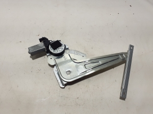   Rear side door window lifter 