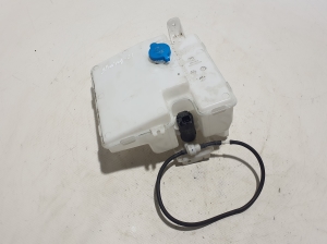 Dacia Spring (2021–2026) Front washer fluid reservoir 289101968R - 3