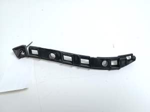 Rear bumper bracket - A1768850021