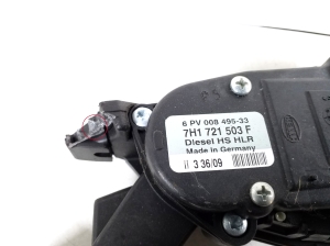 Volkswagen Transporter T5 (2003–2015) Accelerator pedal 7H1721503F - 4