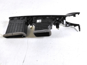 Kia ceed (2012–2018) Dashboard air vent grilles 97410-A2200 - 4
