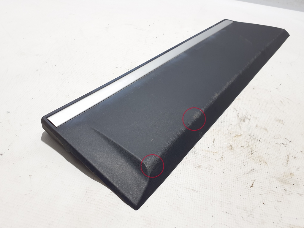 VOLVO XC70 2 generation (2000-2007) Right Side Sliding Door Molding 31276155 22441088