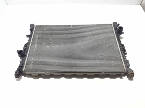   Dzesēšanas radiators 