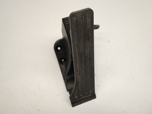   Accelerator pedal  - a2053000004 