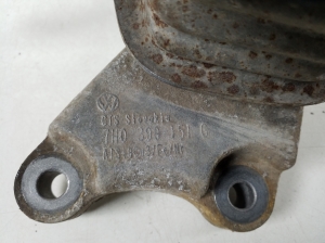 Volkswagen Transporter T5 (2003–2015) Gearbox mount 7H0399151G - 2