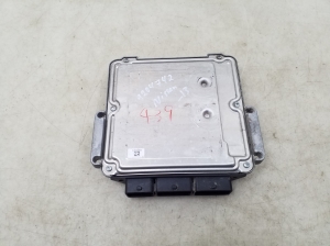 NISSAN X-Trail T31 (2007–2013) Motora vadības bloks 237103UH7A - 3