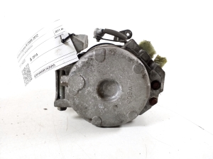 Subaru Legacy V (2009–2014) A/C compressor 73111AJ020 - 2