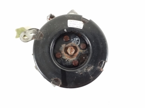 Subaru Legacy V (2009–2014) A/C compressor 73111AJ020 - 4