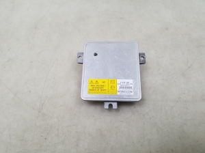 Xenon headlight control unit - 6948180