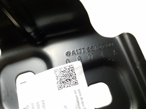 Mercedes Benz A-Class 177 (2018–2026) Front fender bracket A1778810200 - 2