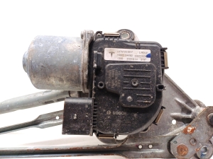 Tesla Model 3 3 (2016–2024) Windshield wiper mechanism 1076725-99-F - 3