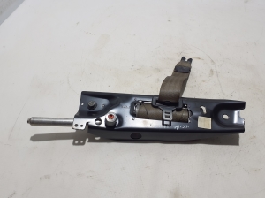 VOLVO XC70 (2007–2016) Front seat belt 39860305 - 3