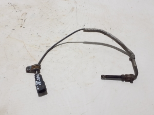   Exhaust gas temperature sensor  - 30713642 