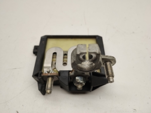  Battery fuse block 