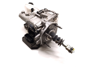 Tesla Model S S (2012–2026) Brake master cylinder 1037123-00-B - 4