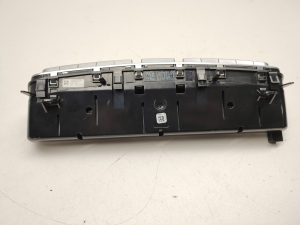 Mercedes Benz C-Class 205 (2014–2021) Heater control panel A2059058105 - 3