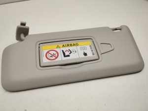 Mercedes Benz C-Class 205 (2014–2021) Sun visor A2058100110 - 3