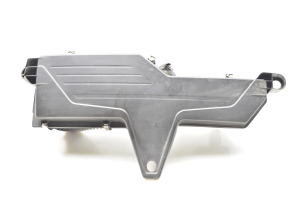 BMW 1 SERIES F21 (2011–2017) Luftfiltergehäuse 70519058 - 2