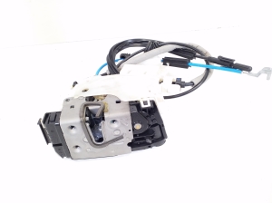 Mercedes Benz E-Class W212 (2009–2015) Tagumise külgukse lukk A0997300535 - 3