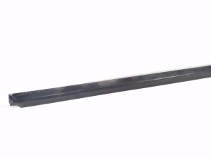 Mercedes Benz E-Class W212 (2009–2015) Esiukse klaasi välimine liist A2127250465 - 4