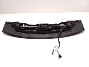 Porsche Taycan 9J1 (2019–2026) Tailgate spoiler 9J1827932 - 5