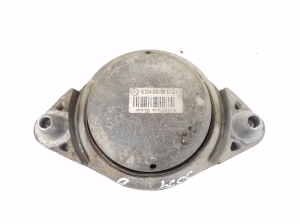 Mercedes Benz E-Class W207 (2009–2017) Engine mount - 3
