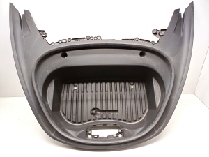 Storage box under the hood - 1526738-00-B
