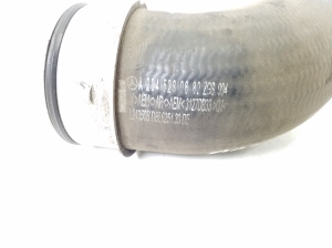 Mercedes Benz E-Class W212 (2009–2015) Vahejahuti voolik A2045280682 - 3