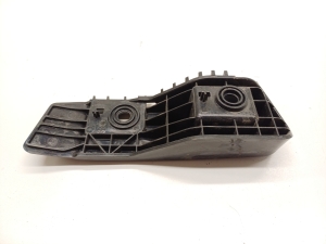 Tesla Model 3 3 (2016–2024) Rear bumper bracket 1083993-00-E - 2