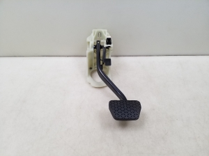 Brake pedal - 6860647