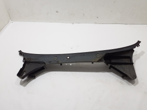   Wiper cowl trim panel  - 7199792 