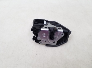 BMW 3 SERIES F30 (2011–2018) Tagumise külgukse lukk 7202148 - 3
