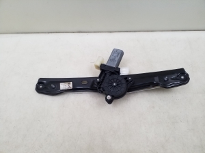 Rear side door window regulator and its parts