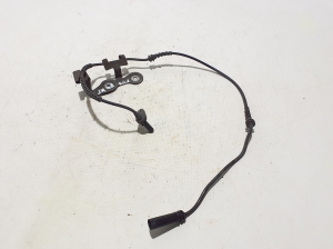   ABS sensor front 