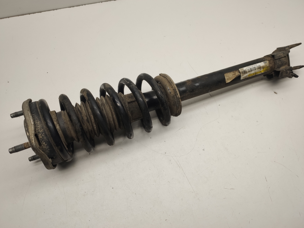 MERCEDES-BENZ C-Class W205/S205/C205 (2014-2023) Front Right Shock Absorber A2053207668 22484325