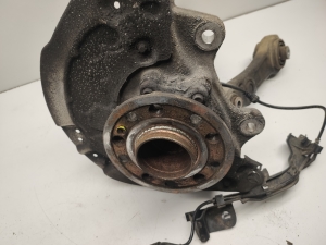 Mercedes Benz C-Class 205 (2014–2021) Radnabe Vorderrad A2053322100 - 2