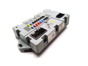 Land Rover Range Rover IV (2012–2026) Kaitsmekarp salongis CPLA14Q073AA - 3